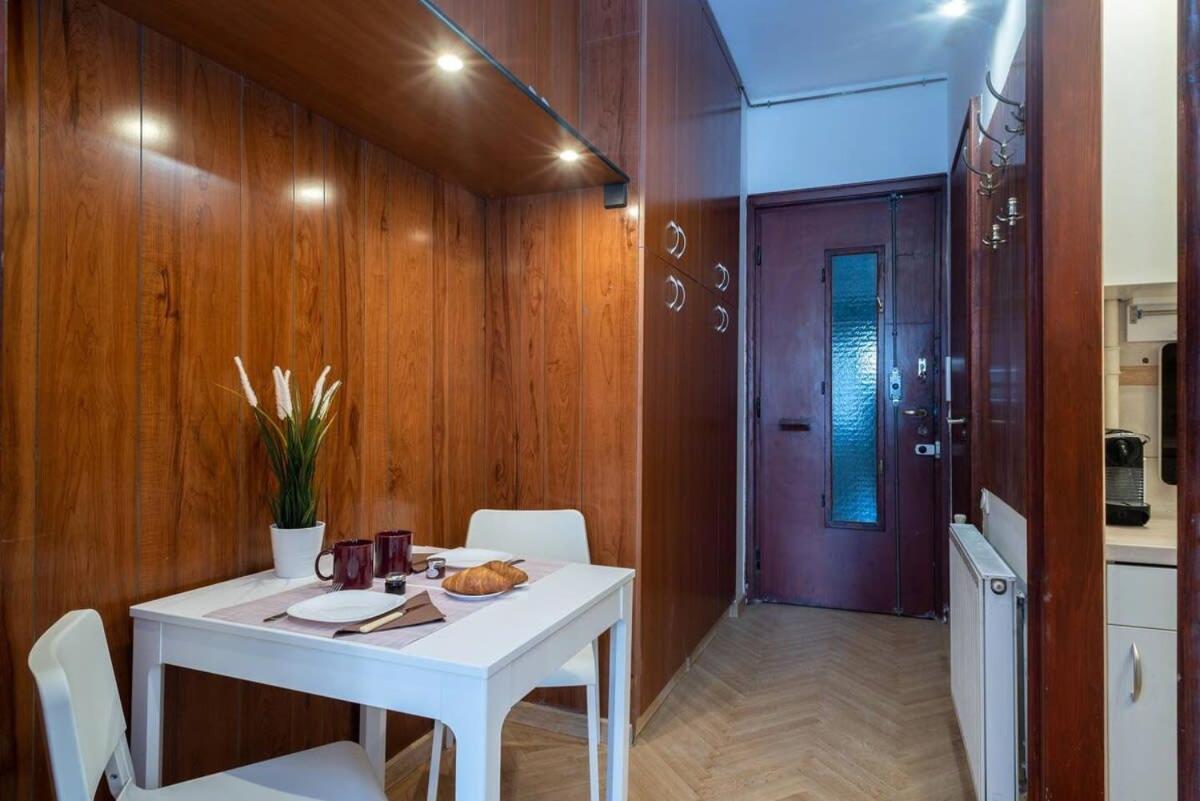 Convenient Apartment In The Heart Of Downtown 布达佩斯 外观 照片