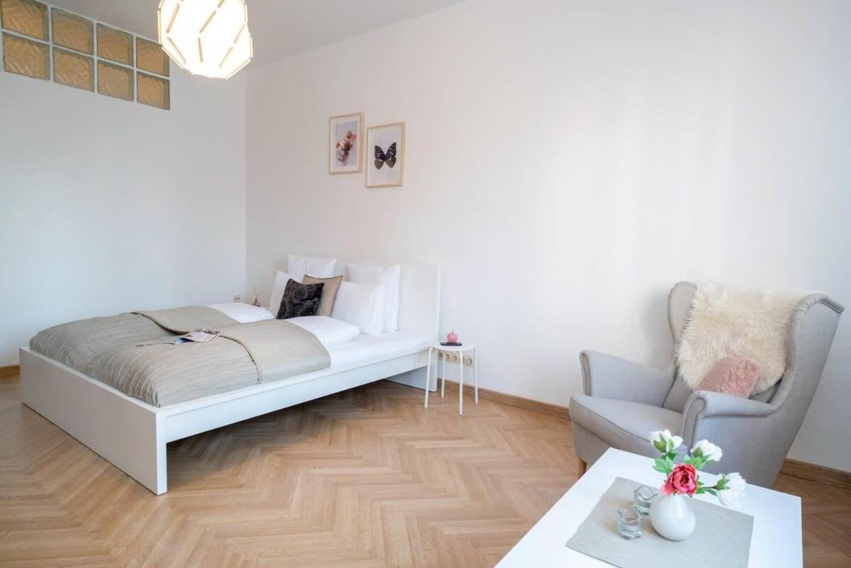 Convenient Apartment In The Heart Of Downtown 布达佩斯 外观 照片